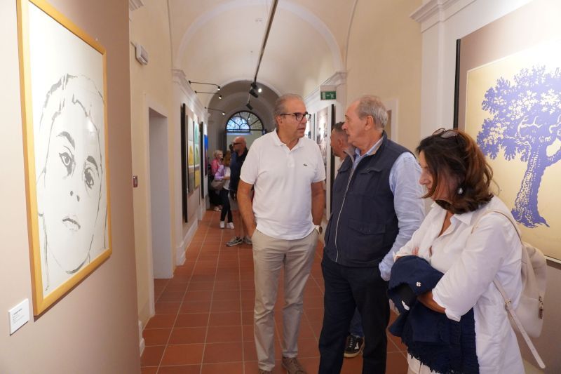 Pienza, oltre 1000 visitatori per la mostra “Leone Piccioni e l’arte contemporanea': sabato alle 13.25 il servizio di Bellitalia, su Raitre