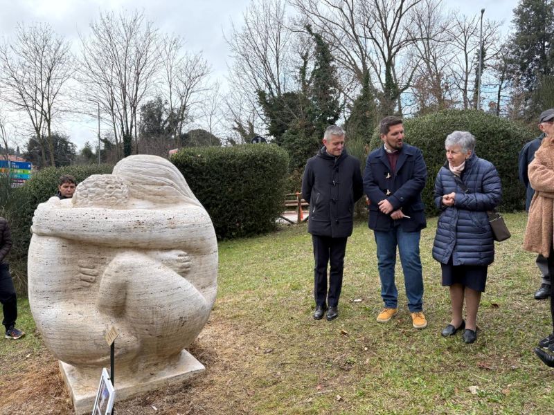 Due medaglie, un&rsquo;unica eredit&agrave;: il dono che unisce generazioni di infermieri
