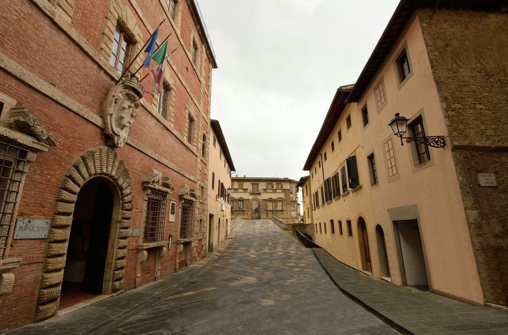 Comune di Colle di Val d'Elsa, pubblicati tre bandi per il reclutamento di personale