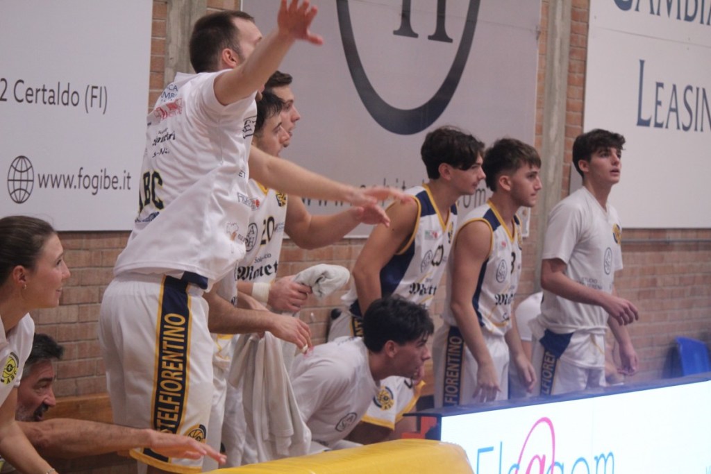 Il PalaSprint come il PalaBetti, l'Abc Solettificio Manetti cade ancora sul finale