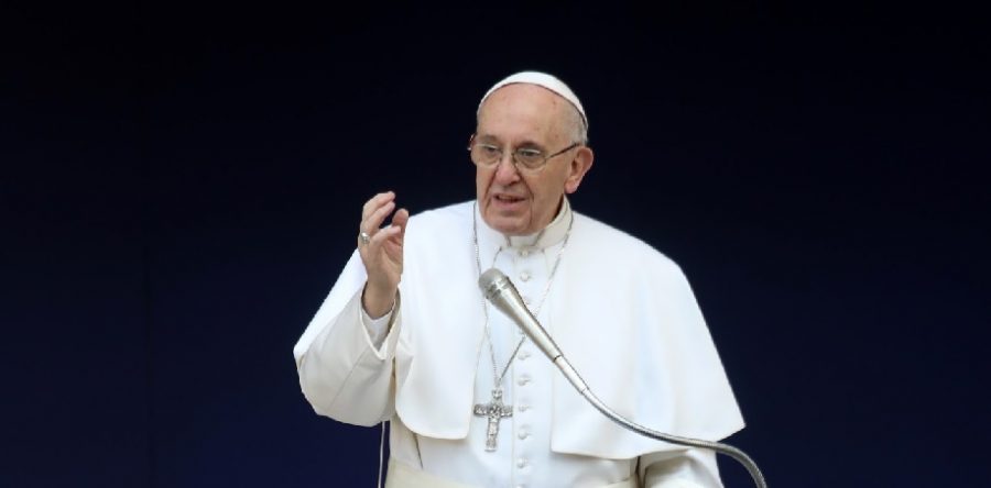 Papa Francesco: “Quello che si fa con i migranti è criminale, Ue trovi un accordo”