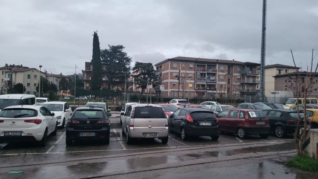 Sarà riqualificato il parcheggio della stazione