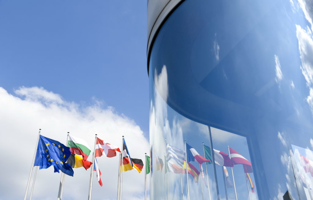 Sì alla candidatura di Ucraina e Moldavia per l’ingresso nell’Unione europea