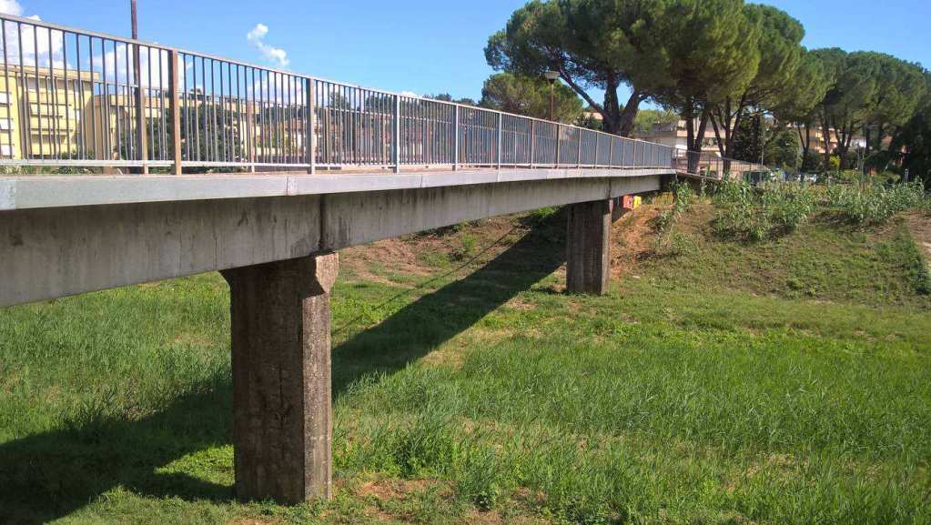 Certaldo, da lunedì 19 giugno iniziano i lavori di demolizione e ricostruzione sulla passerella dell’Agliena
