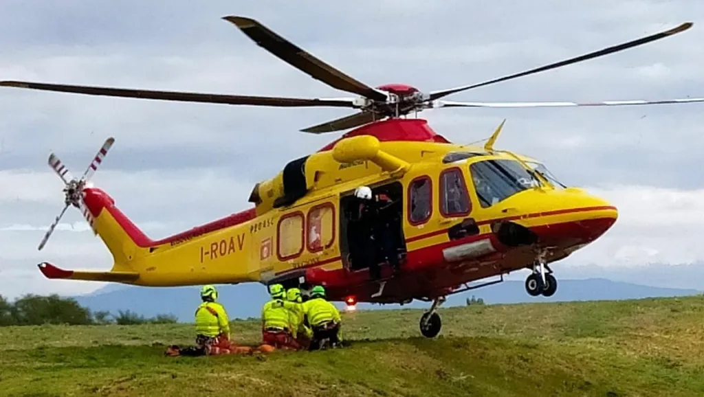 Cinque ragazzi feriti, 2 gravissimi in uno scontro tra Marina di Grosseto e Castiglione
