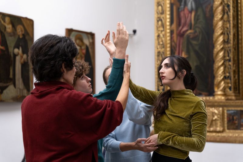 La danza di Virgilio Sieni al Cenacolo degli Agostiniani: i cittadini diventano protagonisti