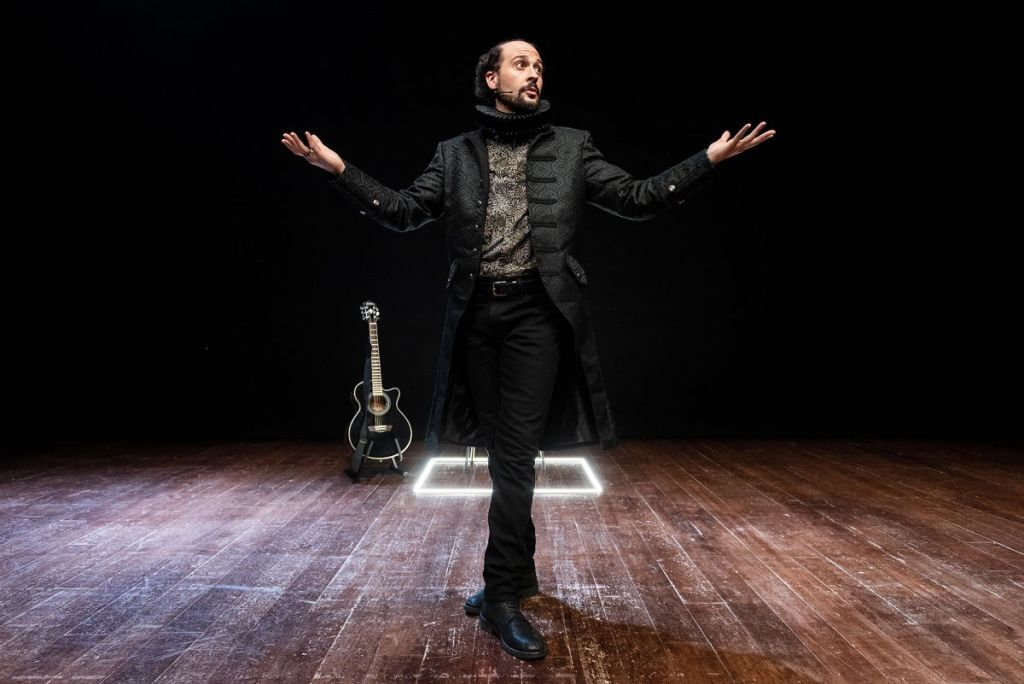 <strong>Al Politeama “Shakespearology, un’intervista immaginaria a William Shakespeare”</strong>