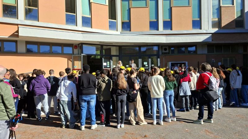 Puliamo il  Mondo 2025: quasi 200 studenti a Poggibonsi