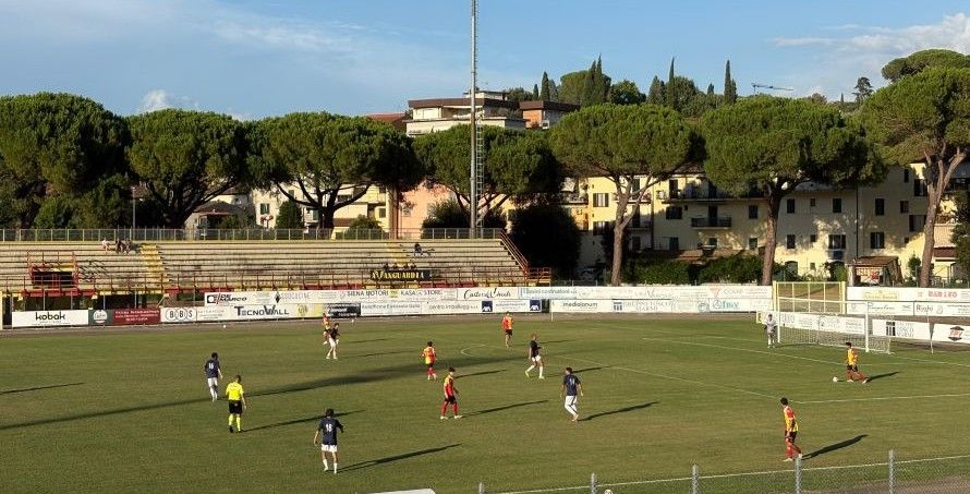 Riparte la stagione del Poggibonsi: prime risposte per mister Barontini