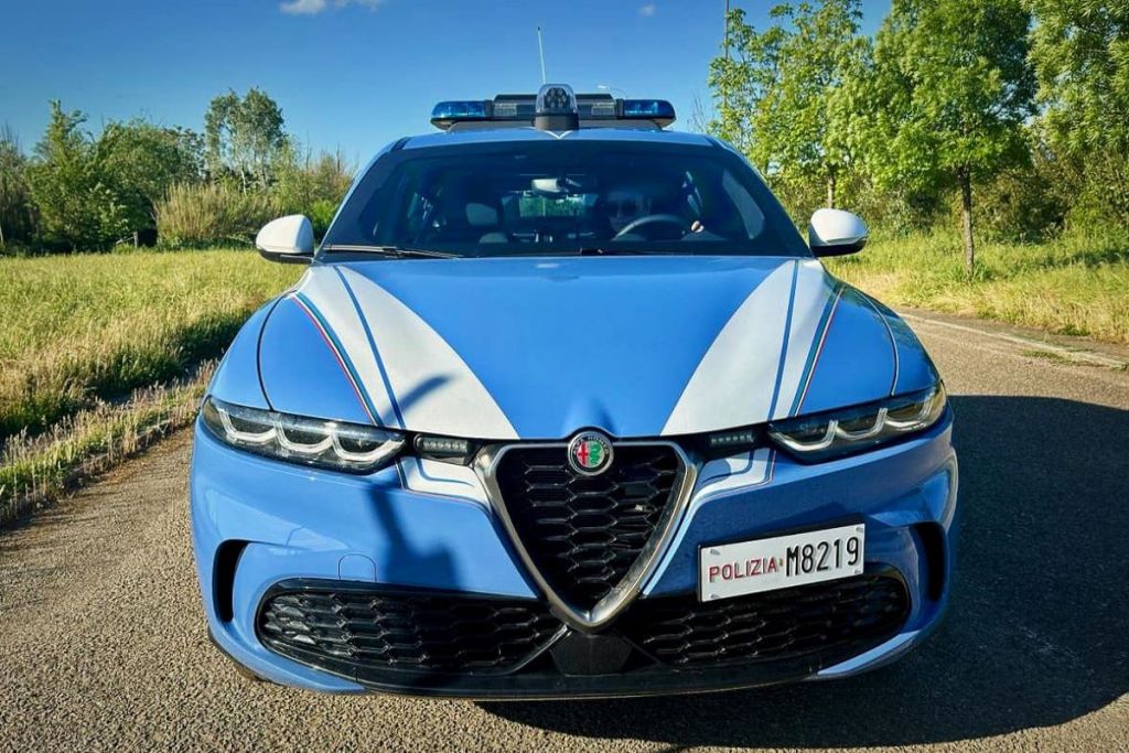 Truffa dello specchietto a Firenze: la Polizia denuncia un cittadino italiano