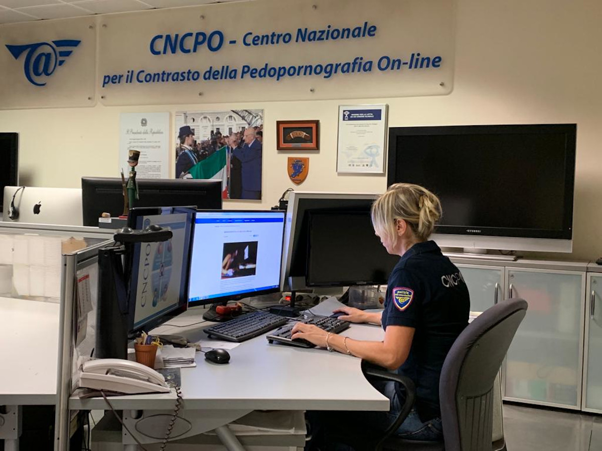 Toscana, operazione di contrasto alla pedopornografia: 26 indagati e 5 arresti