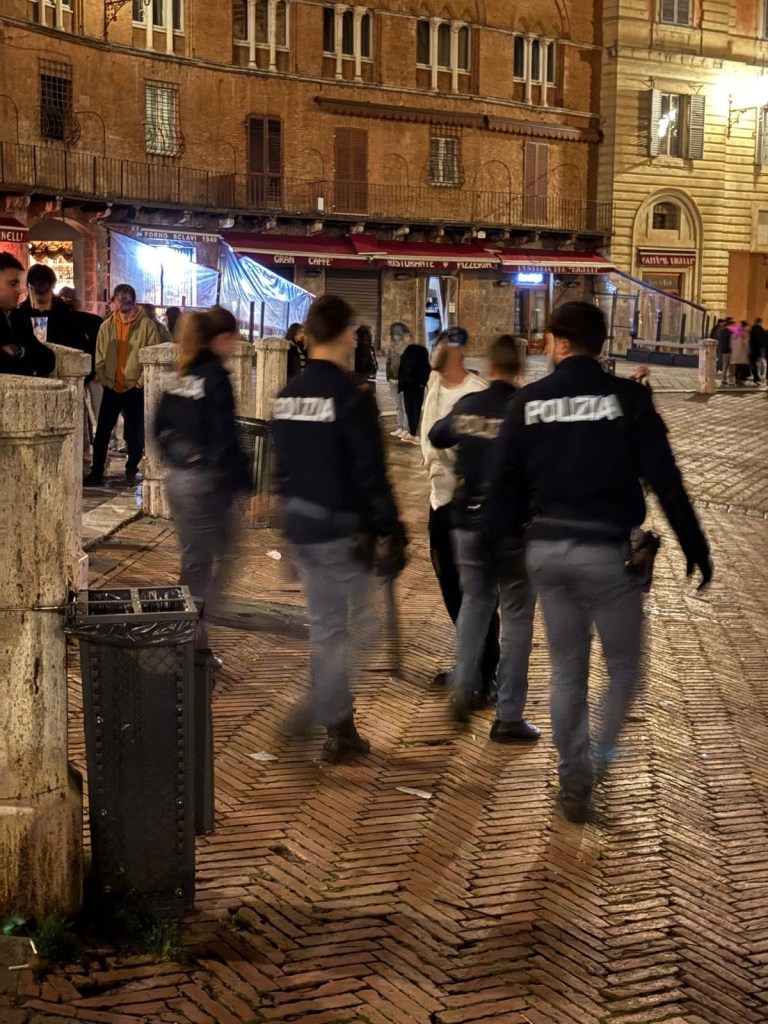 Notte movimentata in centro a Siena: due episodi  in pochi minuti