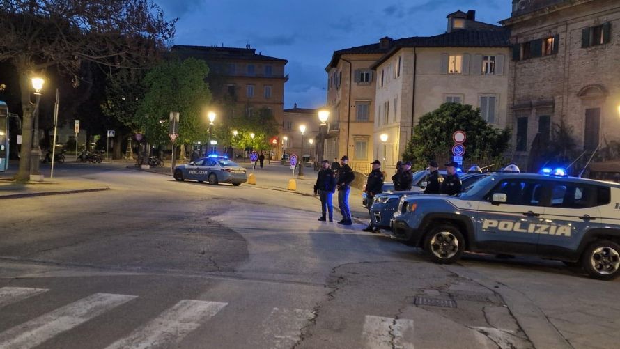 Torna a Siena nonostante il divieto per Daspo, arrestato 20enne