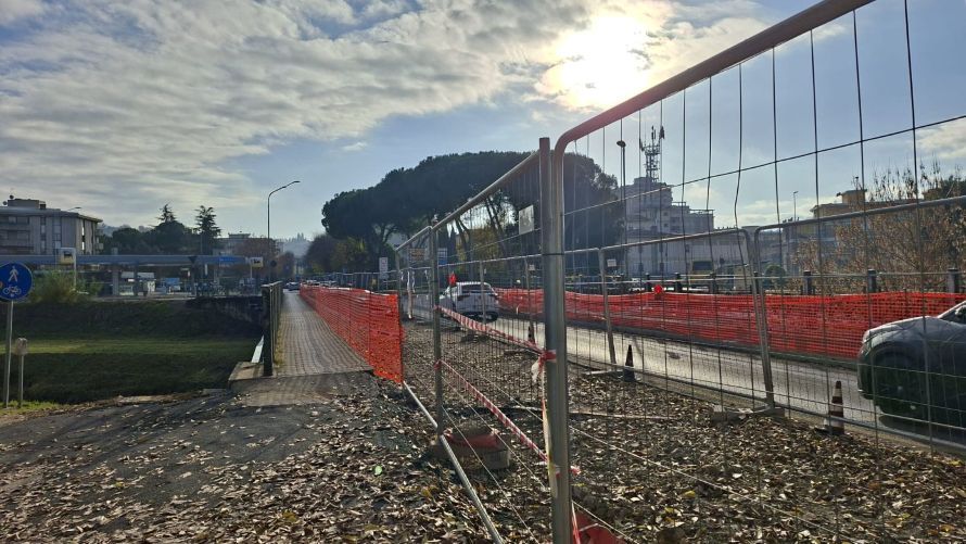 Tornano i lavori al ponte di viale Marconi