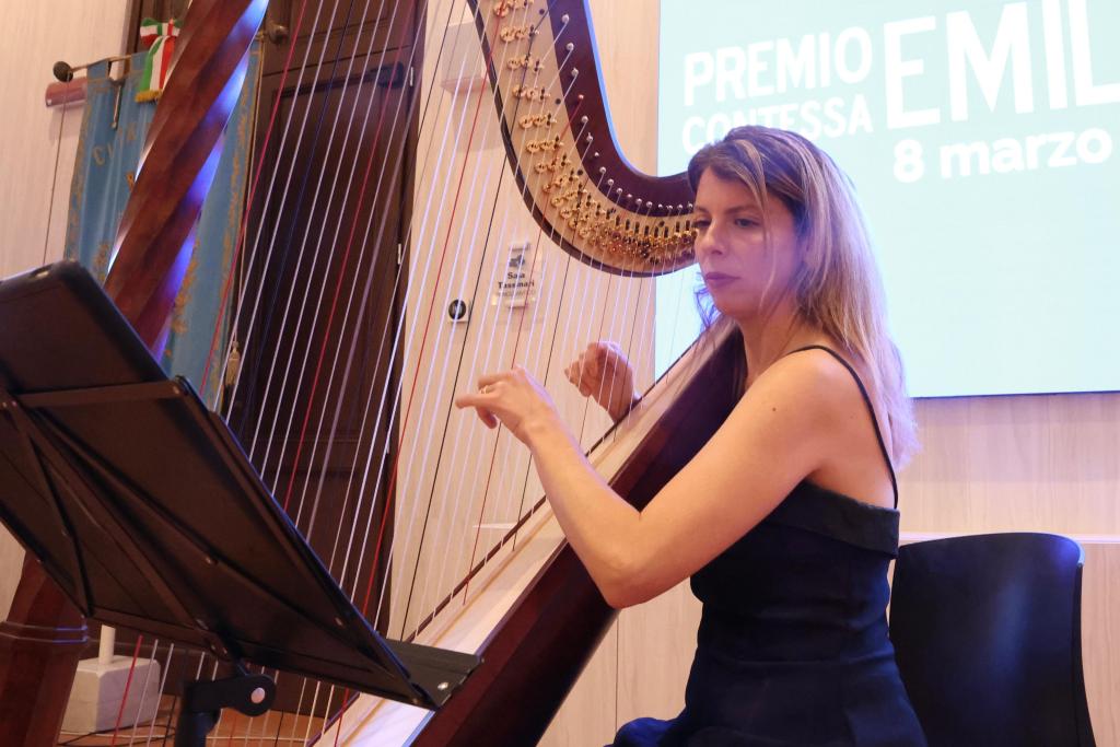 Le premiate del ‘Contessa Emilia’: Naire Cartechini, Stefania Caparrini, Claudia Fiaschi e Maya Albano