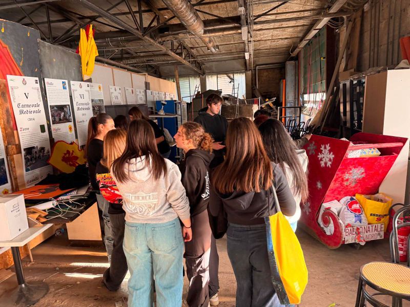 Gli studenti del Liceo Artistico di Porta Romana progettano la comunicazione social per il Carnevale Medievale Sancascianese