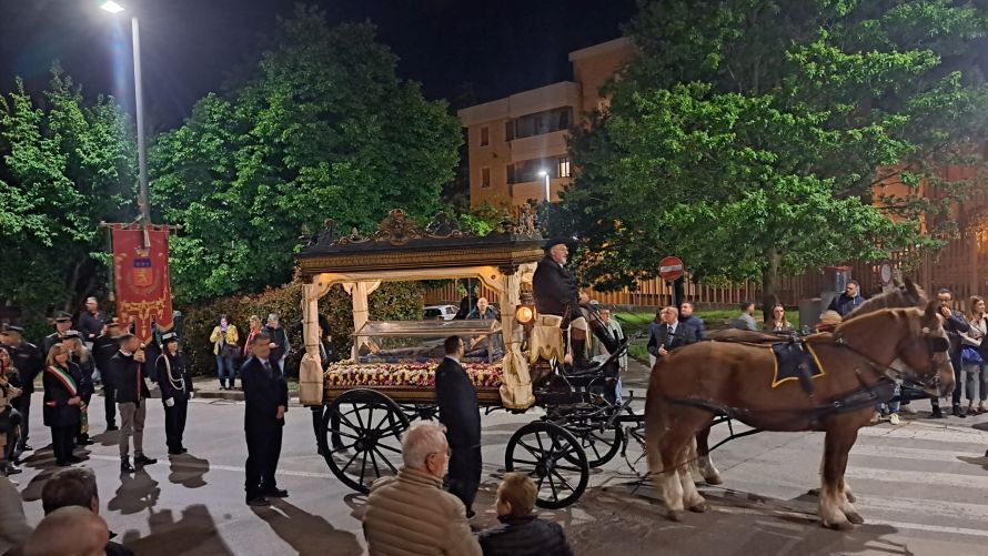 Poggibonsi in festa per San Lucchese: dai fal&ograve; della Vigilia ai fuochi d'artificio