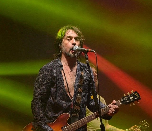 Le Vibrazioni, una delle rock band italiane pi&ugrave; longeve, hanno annunciato in anteprima la prima data del loro Tour 2026