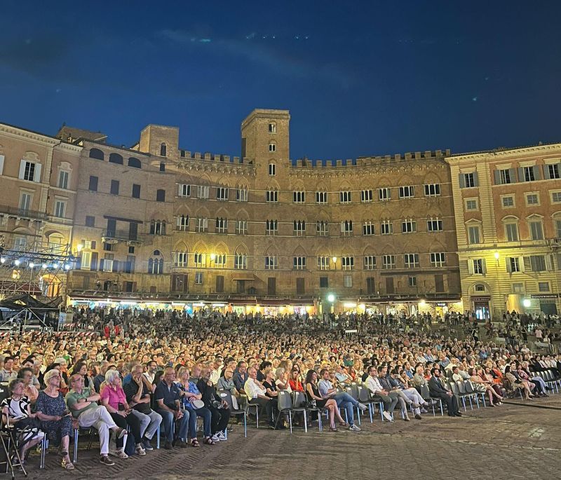 “Sboccia l’Estate”, oltre trentamila presenze. I Teatri di Siena si preparano alla stagione invernale