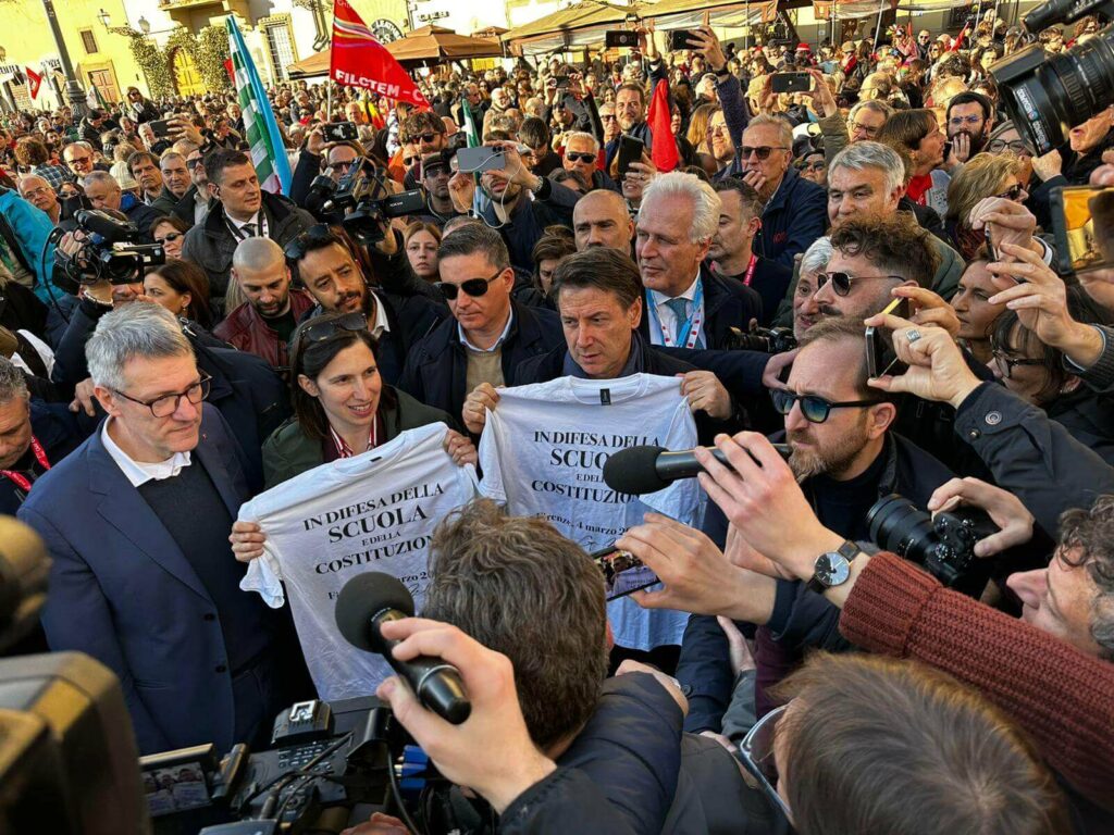 A Firenze prove d’intesa tra Schlein e Conte: “Insieme per le battaglie fondamentali”