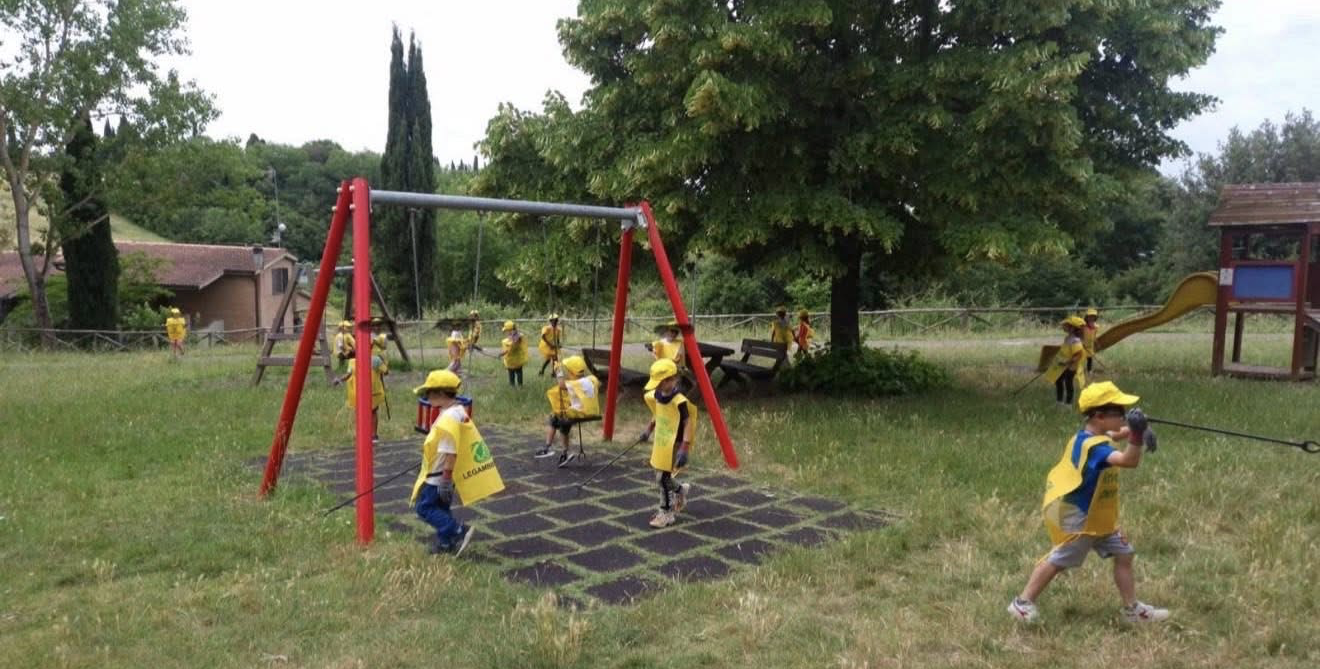 Carovana dei Pacifici a Monteriggioni: Scuola e Civismo