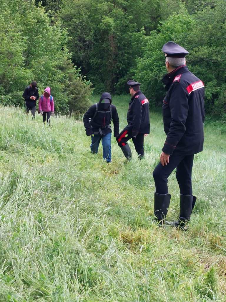 Studenti di Firenze bloccati dalla frana a Palazzuolo, intervengono i carabinieri