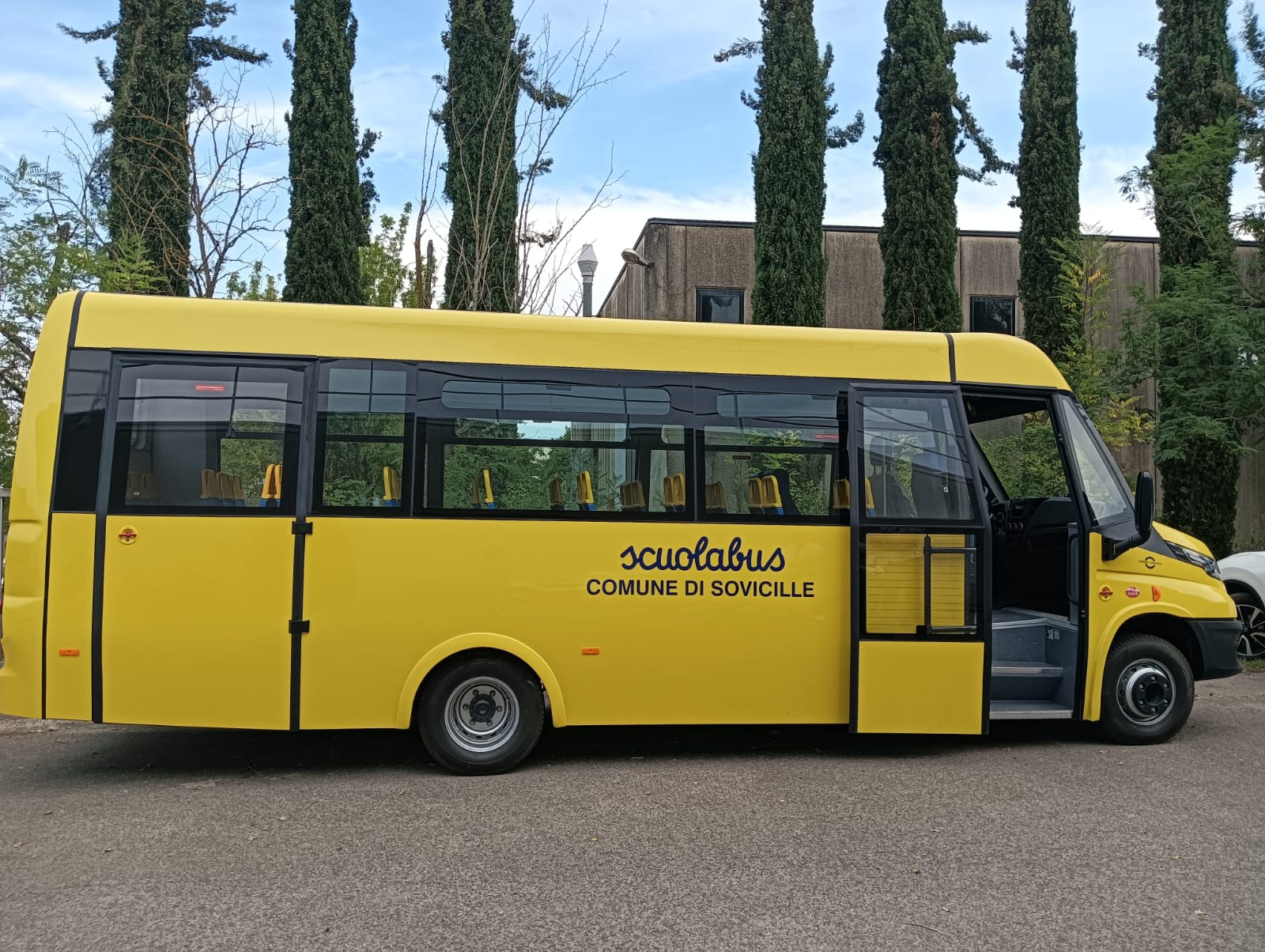 Sovicille, nuovo scuolabus per il servizio di trasporto scolastico