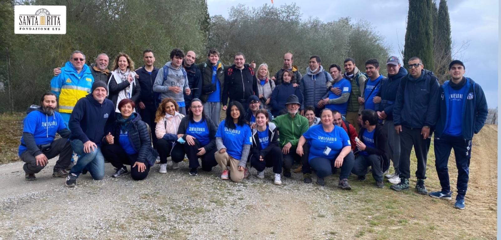 Da Monteriggioni il Sentiero Blu per sensibilizzare sull'autismo (video e slideshow)