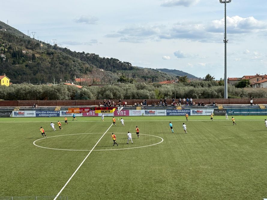 Pagelle Seravezza-Poggibonsi: Boriosi &egrave; una certezza, Giustarini spacca il match. Martucci sottotono