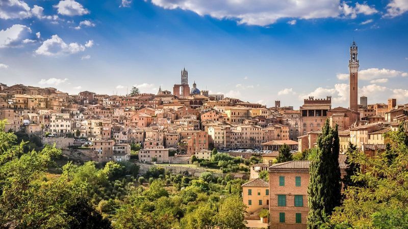 Siena: Ztl, aggiornato il regolamento per i permessi di accesso e circolazione