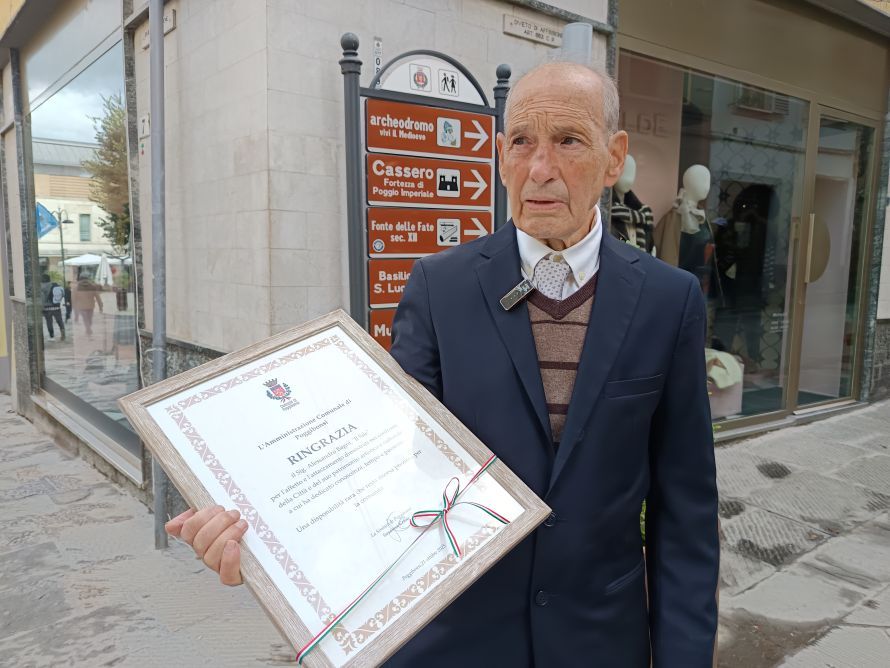 Ringraziamento del Comune di Poggibonsi a Alessandro Bagni per l'accoglienza al Cassero