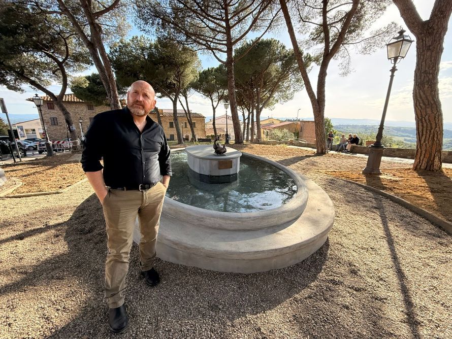 Barberino Val d&rsquo;Elsa, rinasce la fontana di piazza Mazzini: inaugurazione il 6 maggio