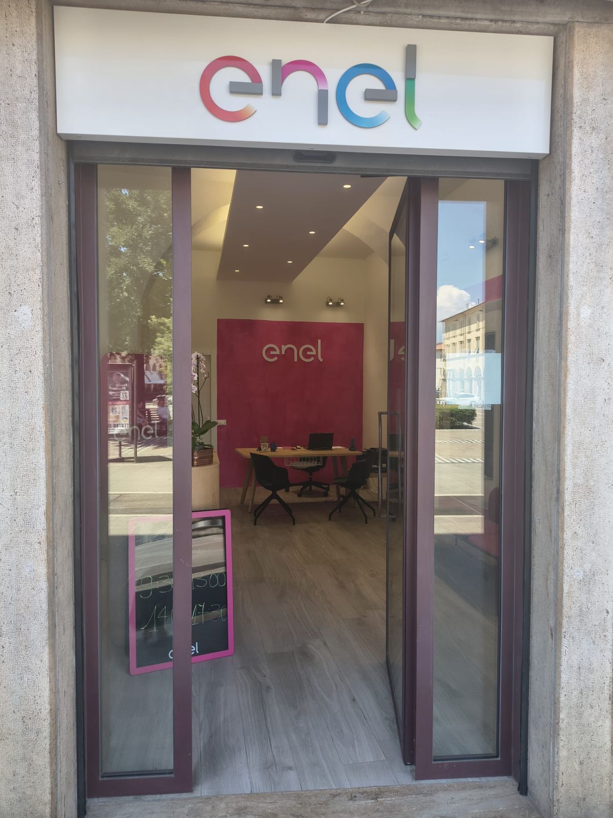 Colle, aperto nuovo spazio Enel, risparmio e innovazione per i cittadini