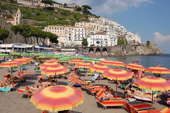 Le origini del Ferragosto: dalla Roma antica all'Assunzione di Maria