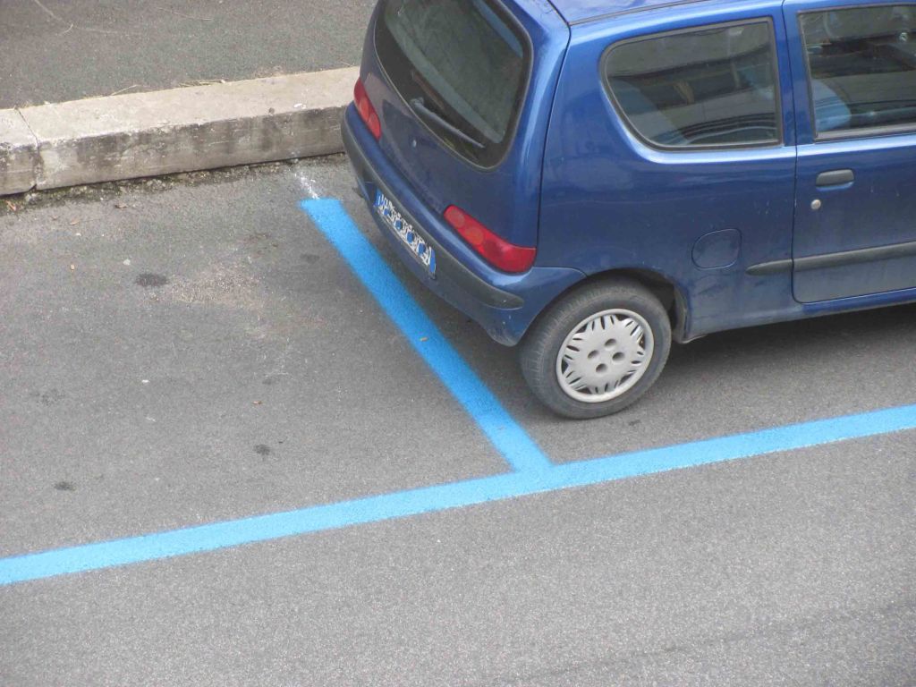 Parcheggi gratuiti nel centro urbano di Certaldo per  lo shopping durante le festività