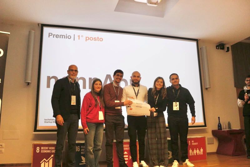 Unisi incubatrice di talenti: NonnApp vince il premio di Techstars Startup Weekend