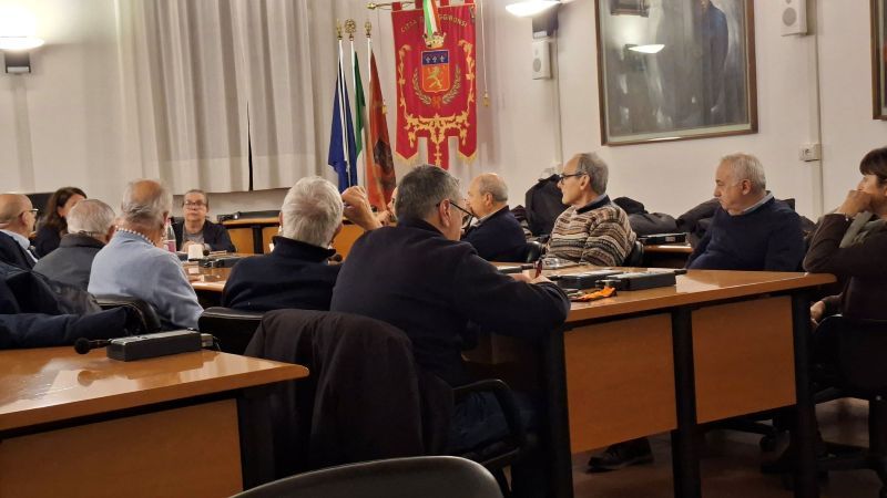 Emergenza abitativa a Poggibonsi: il tavolo di contrasto alla fragilità si riunisce per un piano d'azione