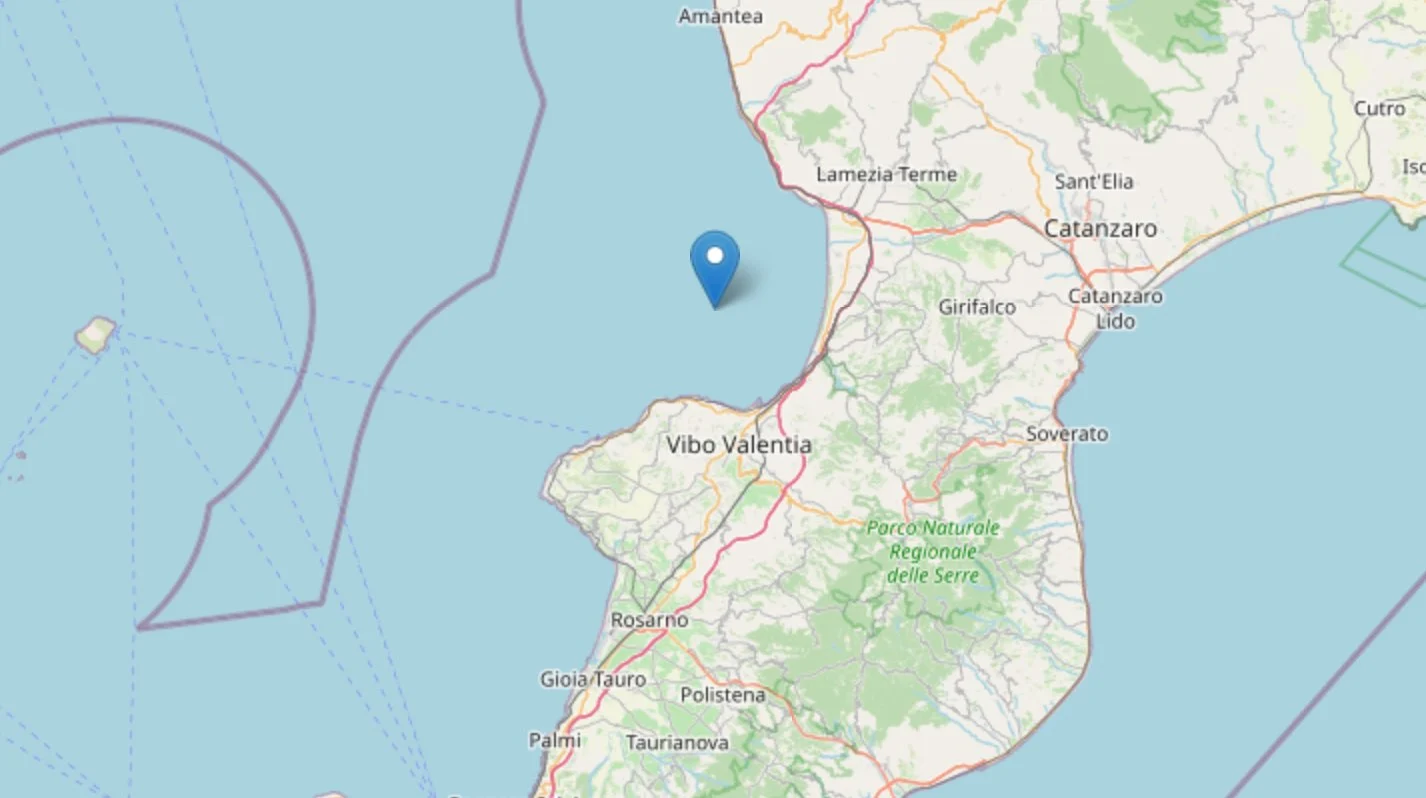 Forte scossa di terremoto in Calabria: epicentro al largo delle coste occidentali