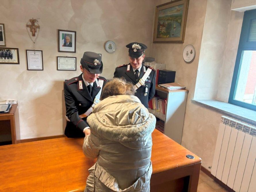 Sinalunga, l&rsquo;oro rubato torna a casa: sinergia tra carabinieri e polfer incastra il truffatore