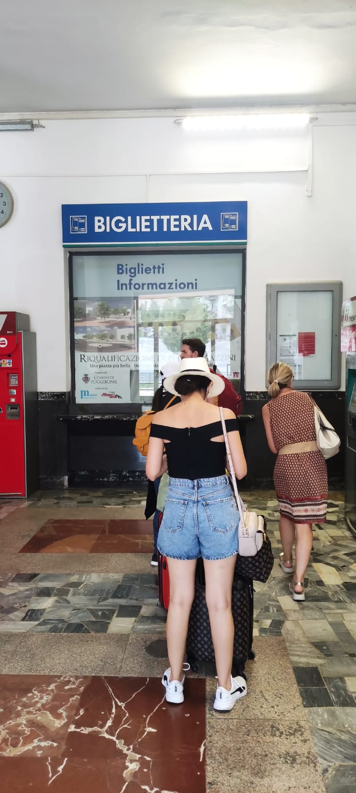 Poggibonsi porta d'accesso della Valdelsa: ma è chiusa ai turisti