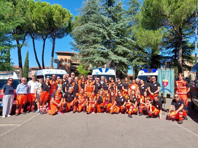 Poggibonsi, ecco la nuova ambulanza  della Pubblica Assistenza