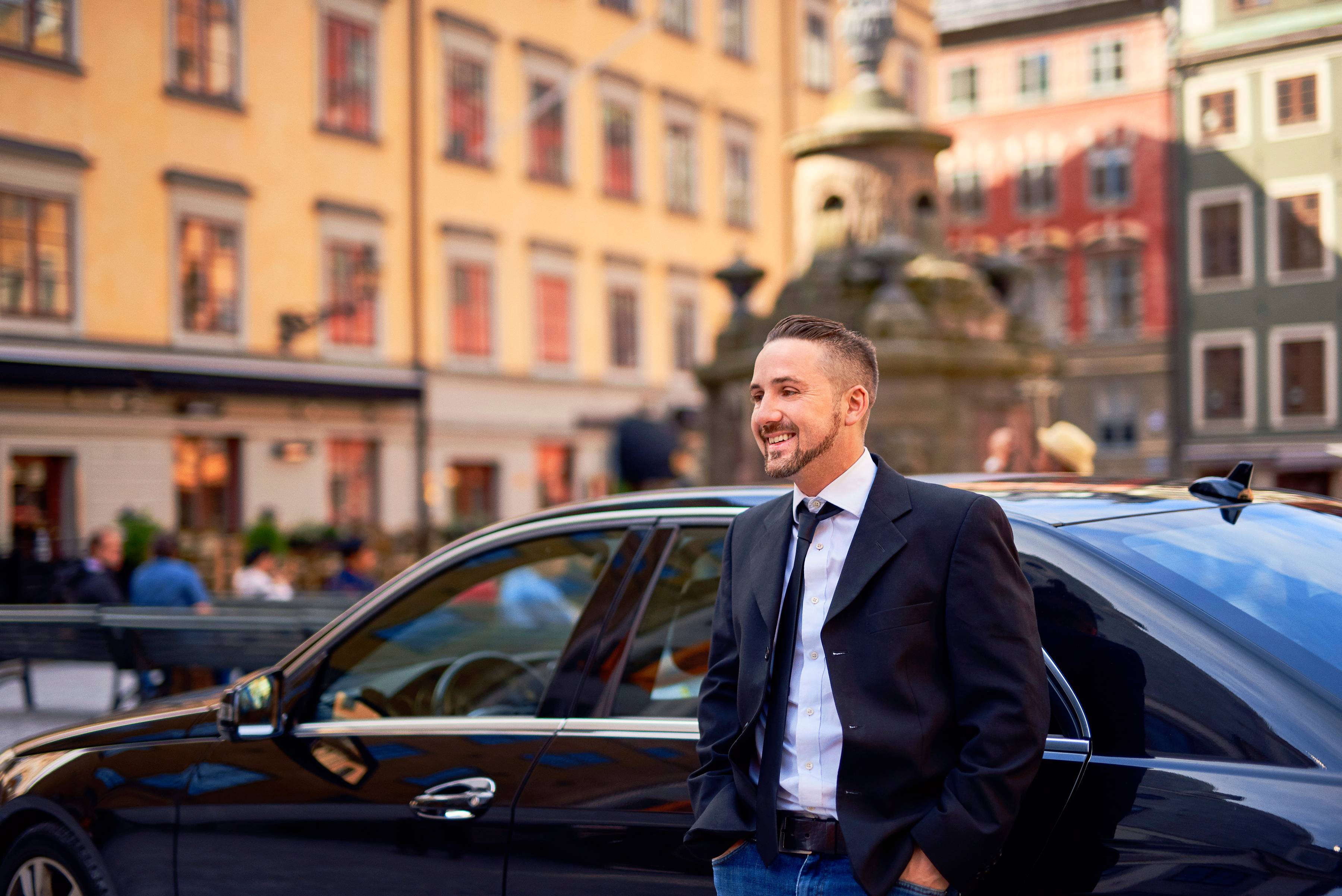 In città lo spostamento è in auto, ma ai giovani piace l'alternativa