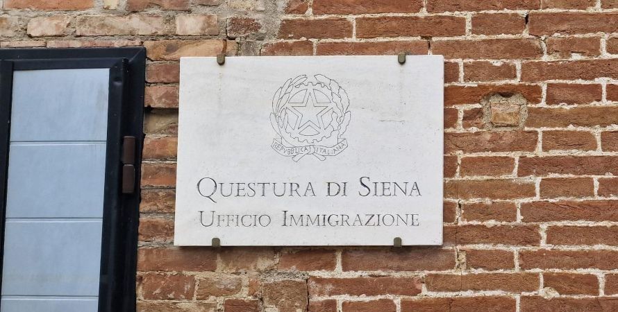 Straniero clandestino espulso da Siena 