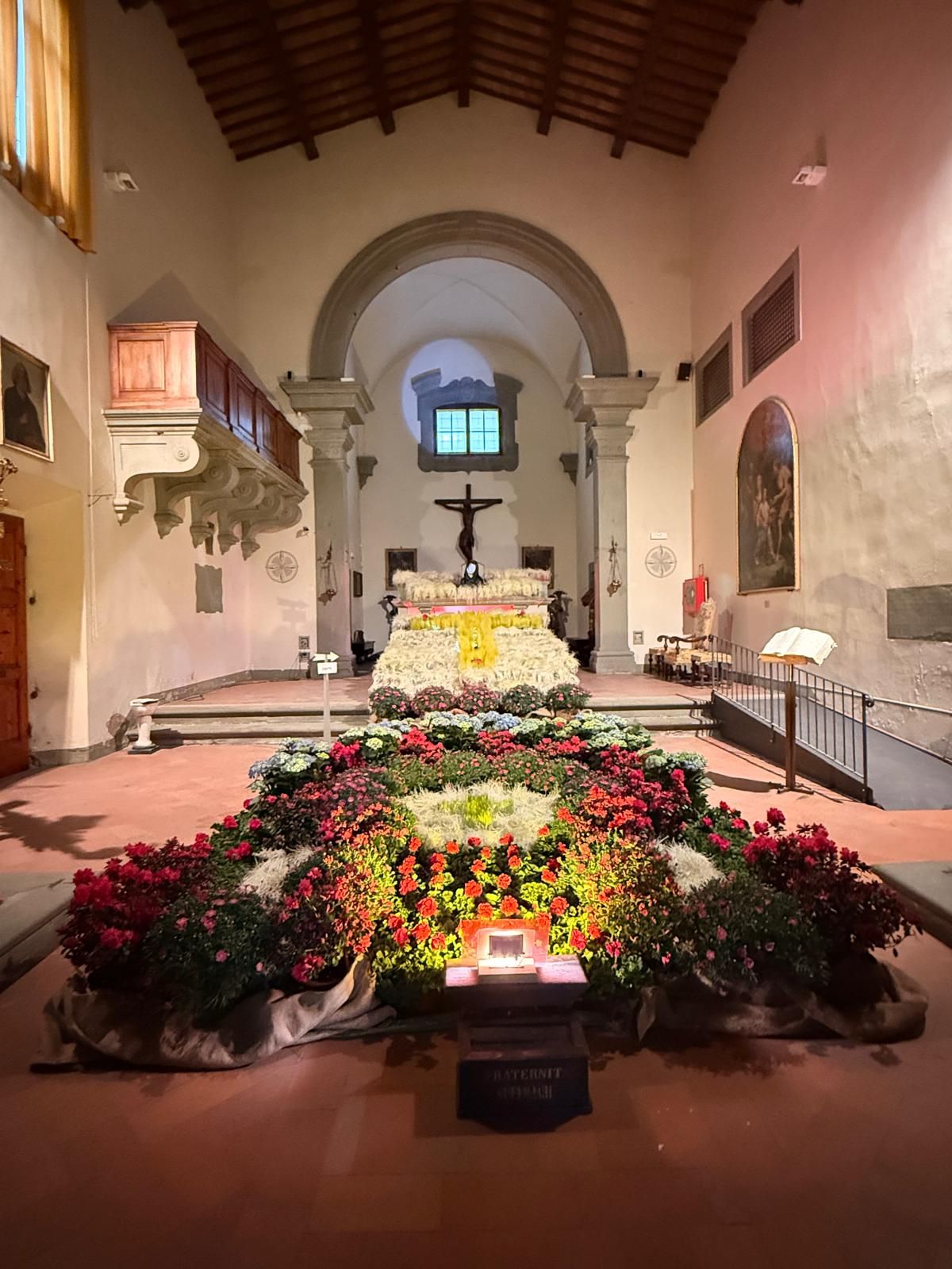 Vecce pasquali. Fiorisce lo spettacolo dei giardini simbolici nelle chiese di San Casciano