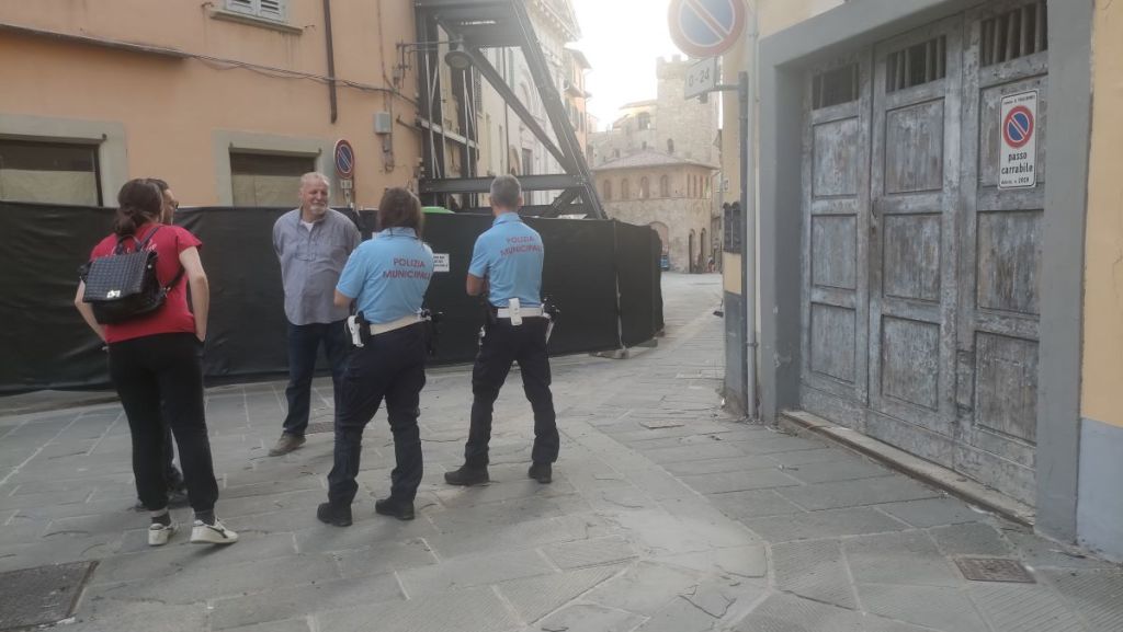 Dopo 21 giorni rientrano in casa gli sfollati di via Maestra. Ma continua il dramma per 5 famiglie
