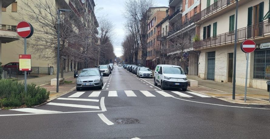 Poggibonsi ridisegna la sosta: arrivano nuove Zone Blu e aumentano le tariffe
