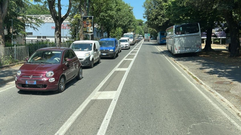 Incidente in viale Toselli, ripercussioni sul traffico
