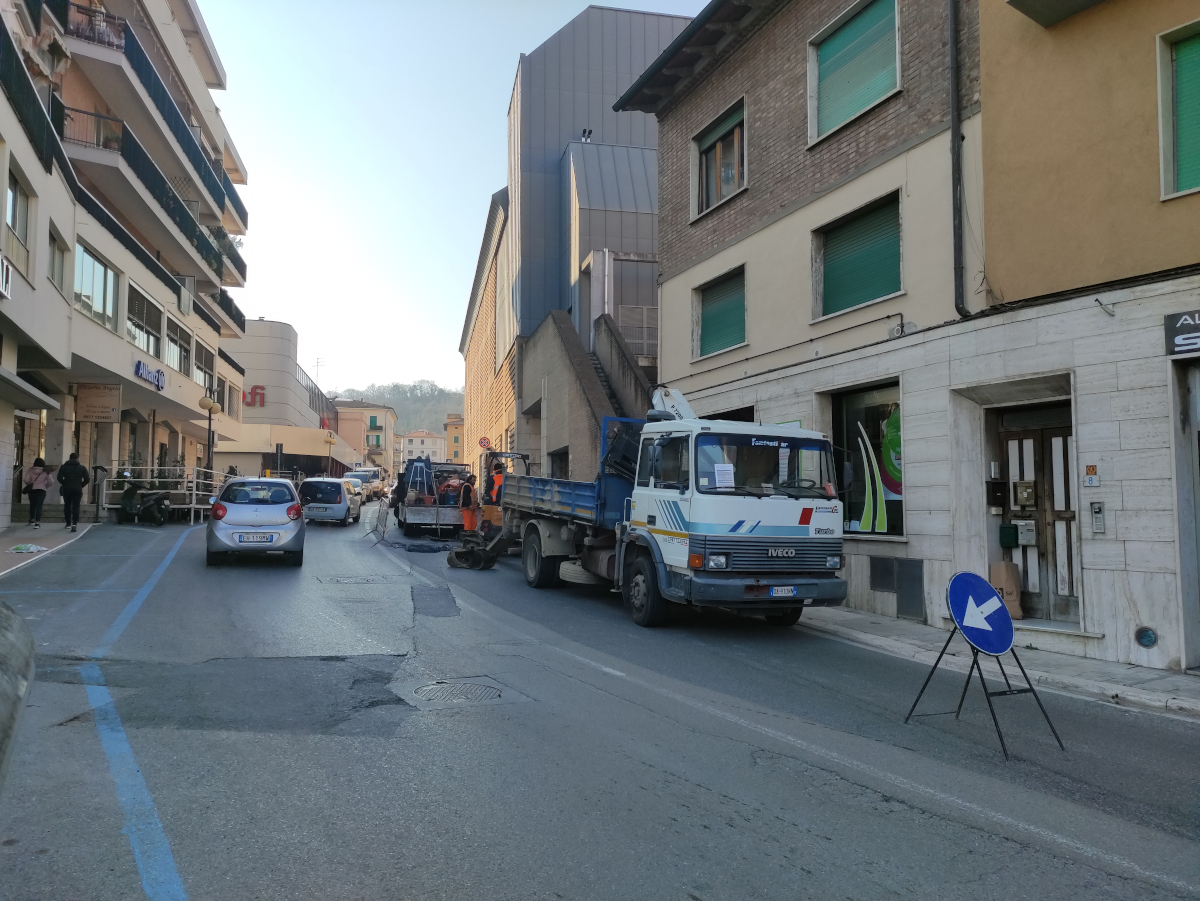 Disagi in via Trento per lavori