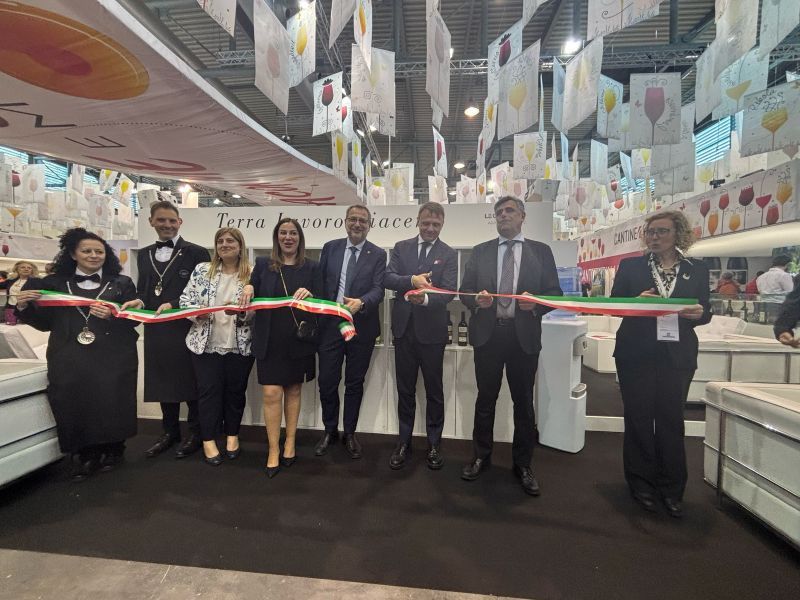 Legacoop Agroalimentare e Consorzio il Biologico insieme al Vinitaly per valorizzare il modello cooperativo e la sostenibilit&agrave;