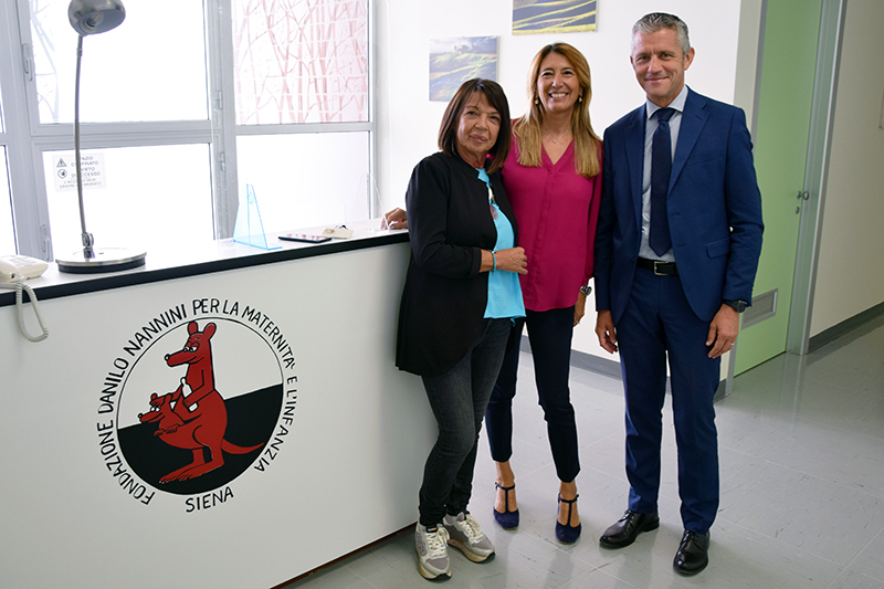 L’assessore  Micaela Papi in visita alla casa accoglienza per mamme della Fondazione Danilo Nannini